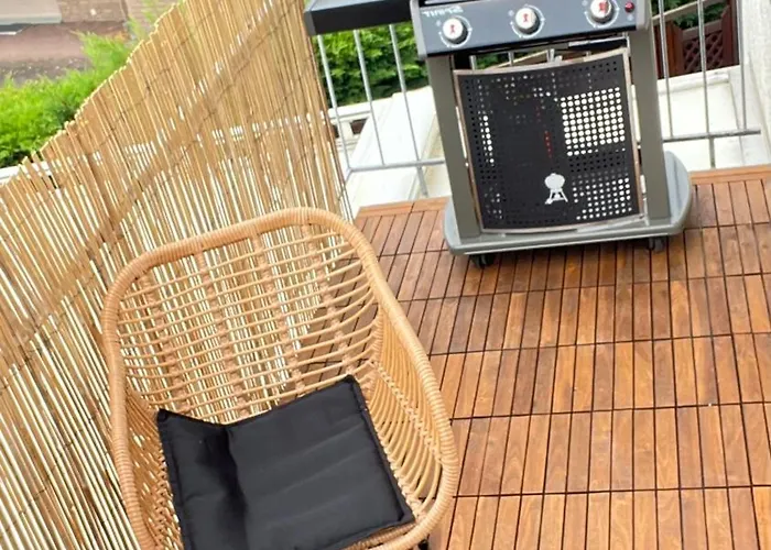 Grosses Fuer 6 - Gasgrill Citynah Parken